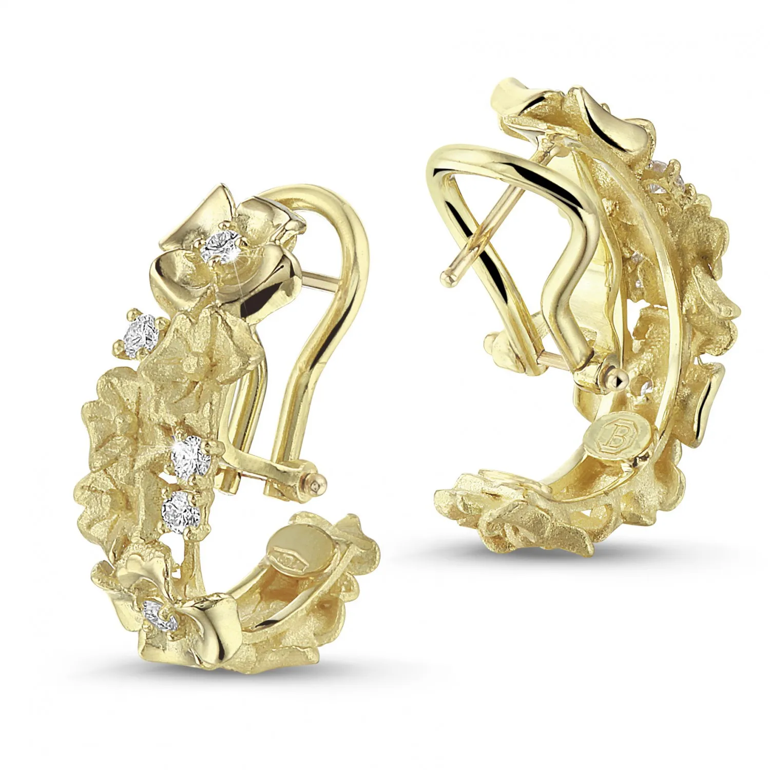 0.50 quilates pendientes diamantes diseño flor en oro amarillo 