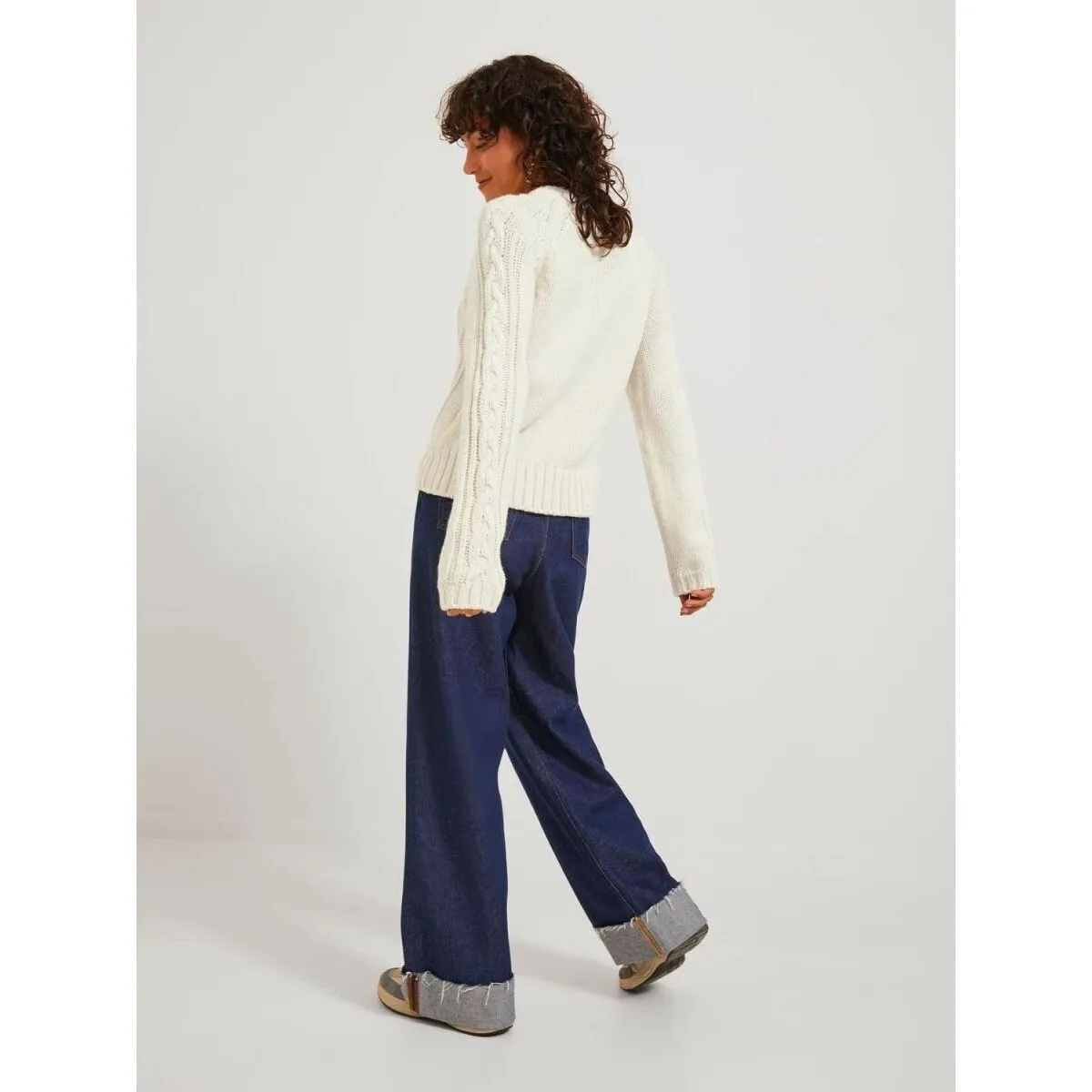 12246498 HARMONYBONE WHITE