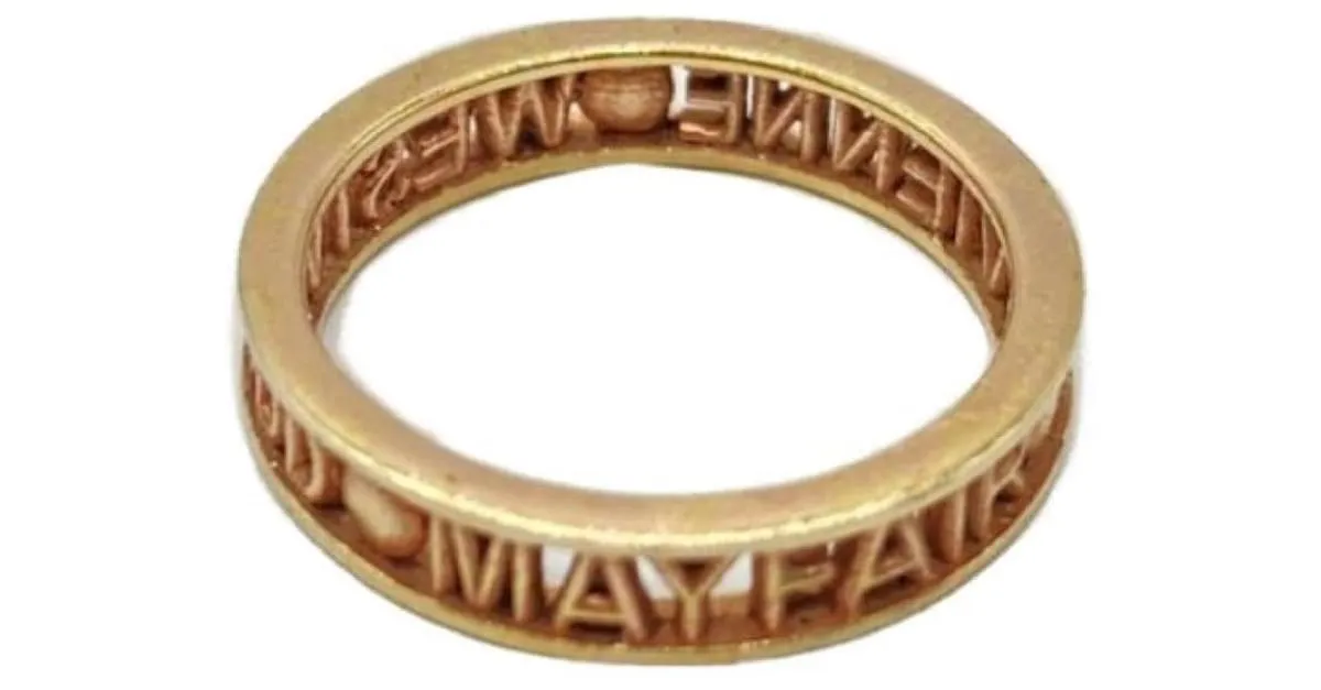 ***Anillo con motivo del logo de Vivienne Westwood 