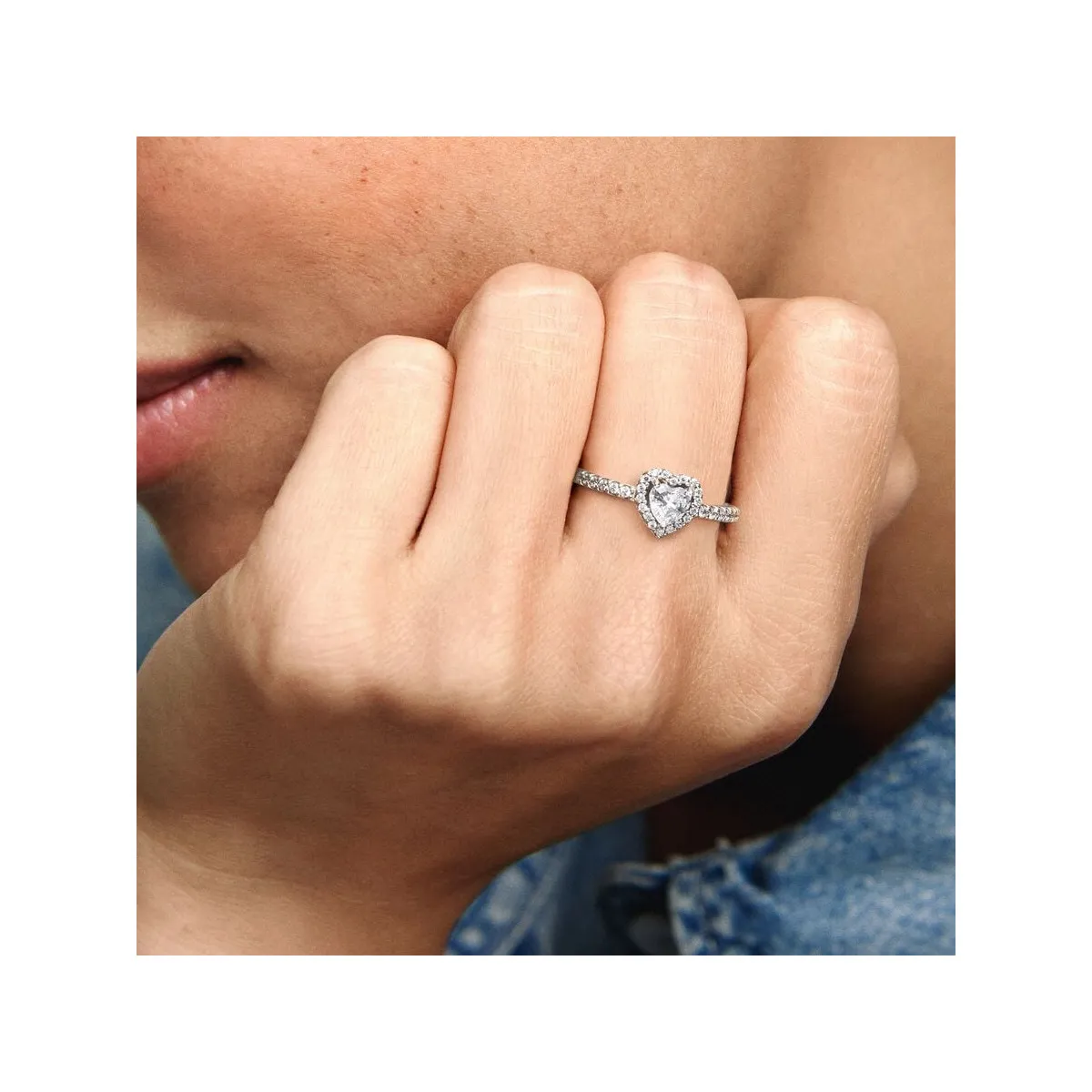 ANILLO CORAZóN EN RELIEVE  PANDORA