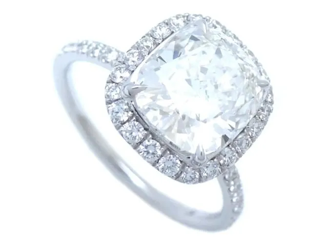 Anillo de diamante micropavé Harry Winston 