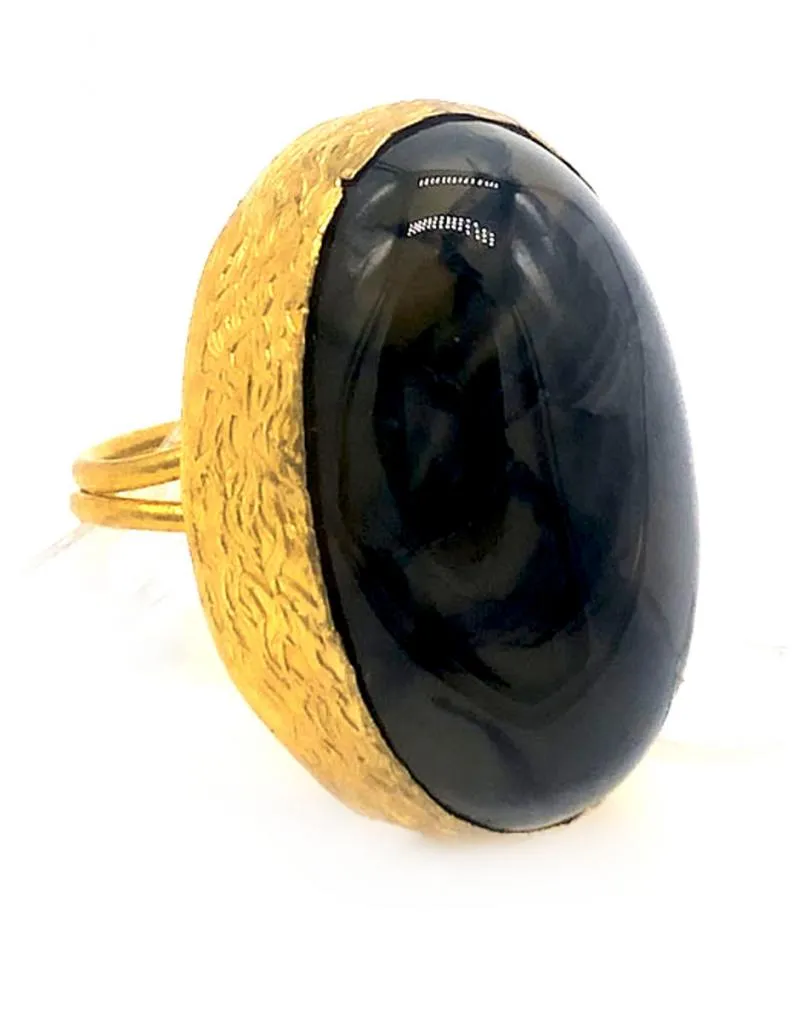 ANILLO GRANDE MUJER BAÑADO EN ORO CON ESPECTACULAR PIEDRA NATURAL OSCURA