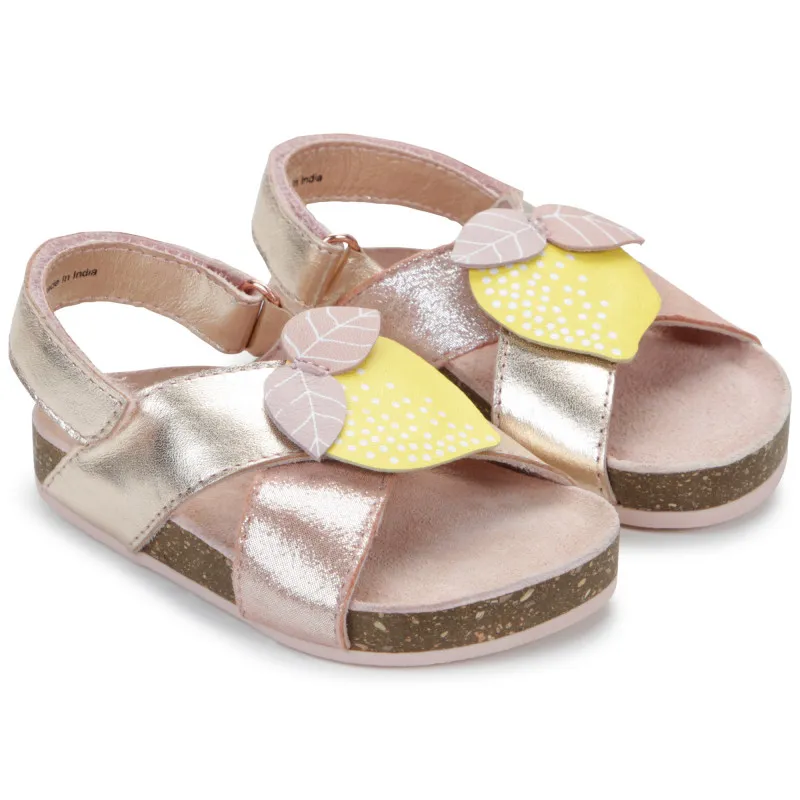 CARREMENT BEAU Sandalias de piel y velcro