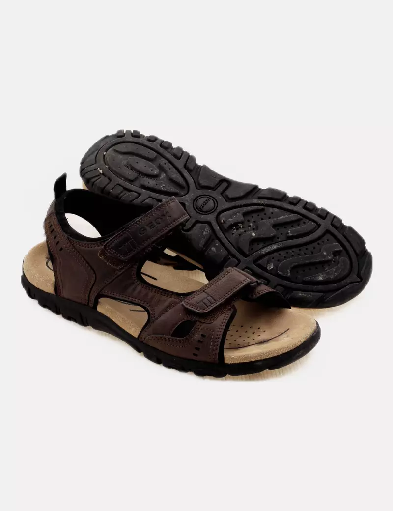Geox Sandalia marrón velcro