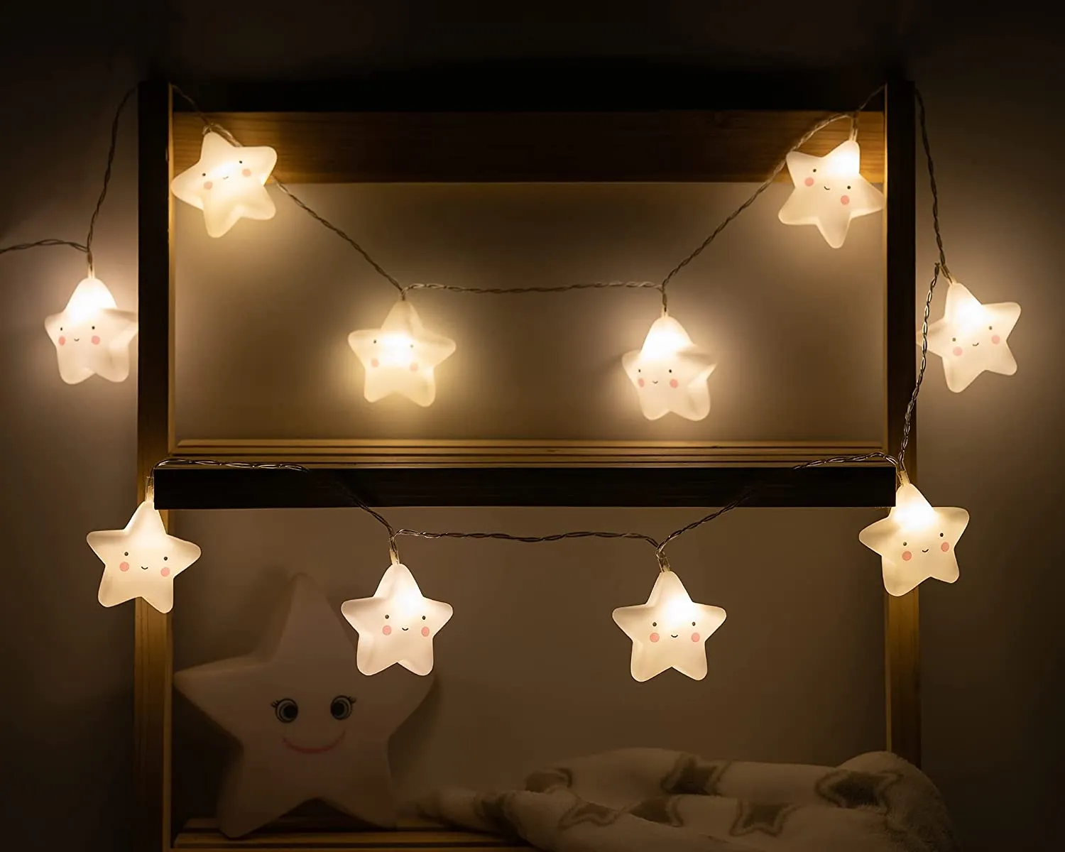 Guirnalda habitacion bebé estrellas 150cm kiokids