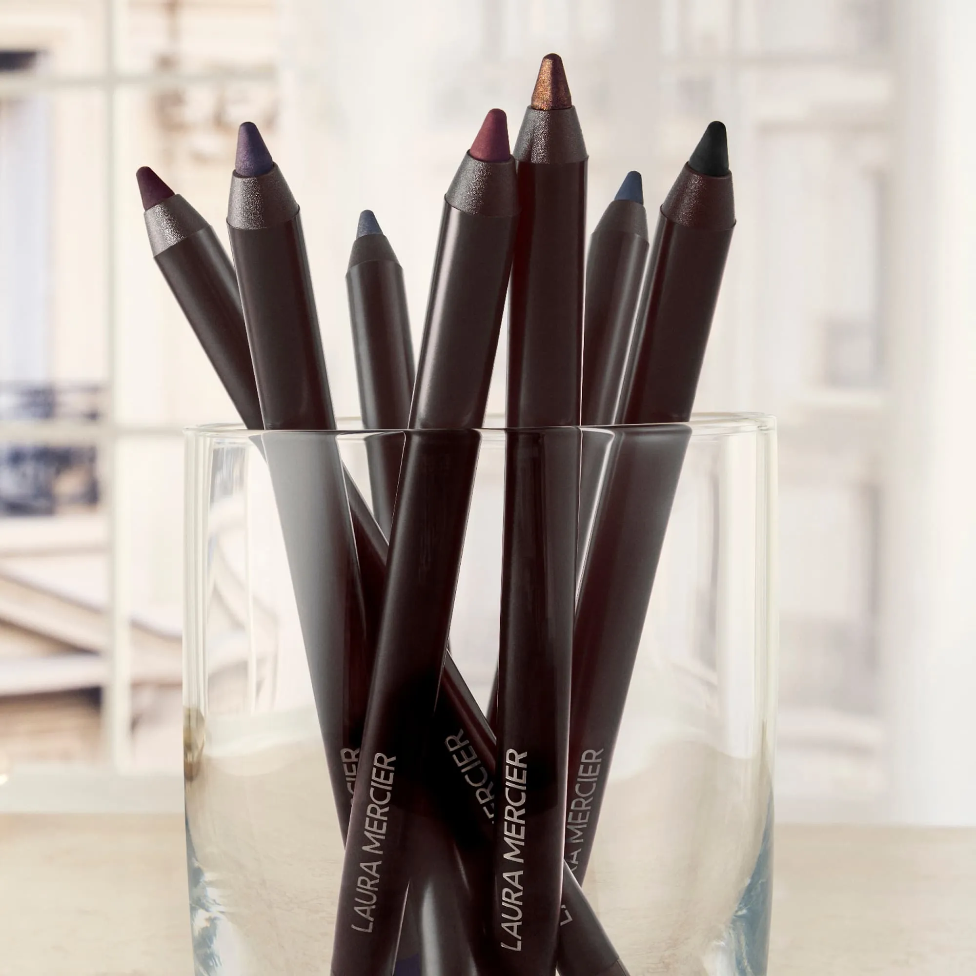 LAURA MERCIER CAVIAR EYELINER EN   BLEU MARINE