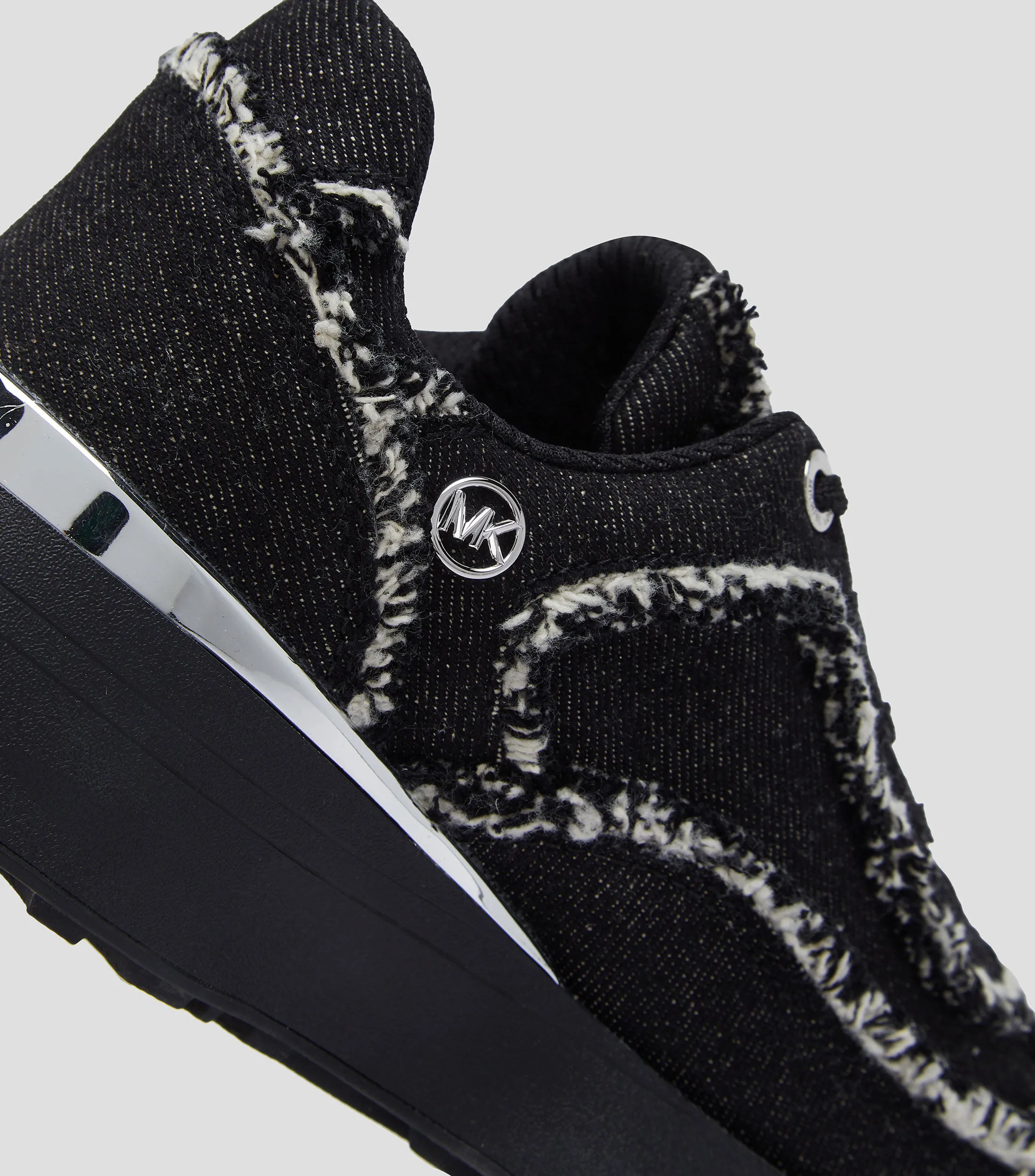 Michael Kors Tenis Ari con flequillos Mujer