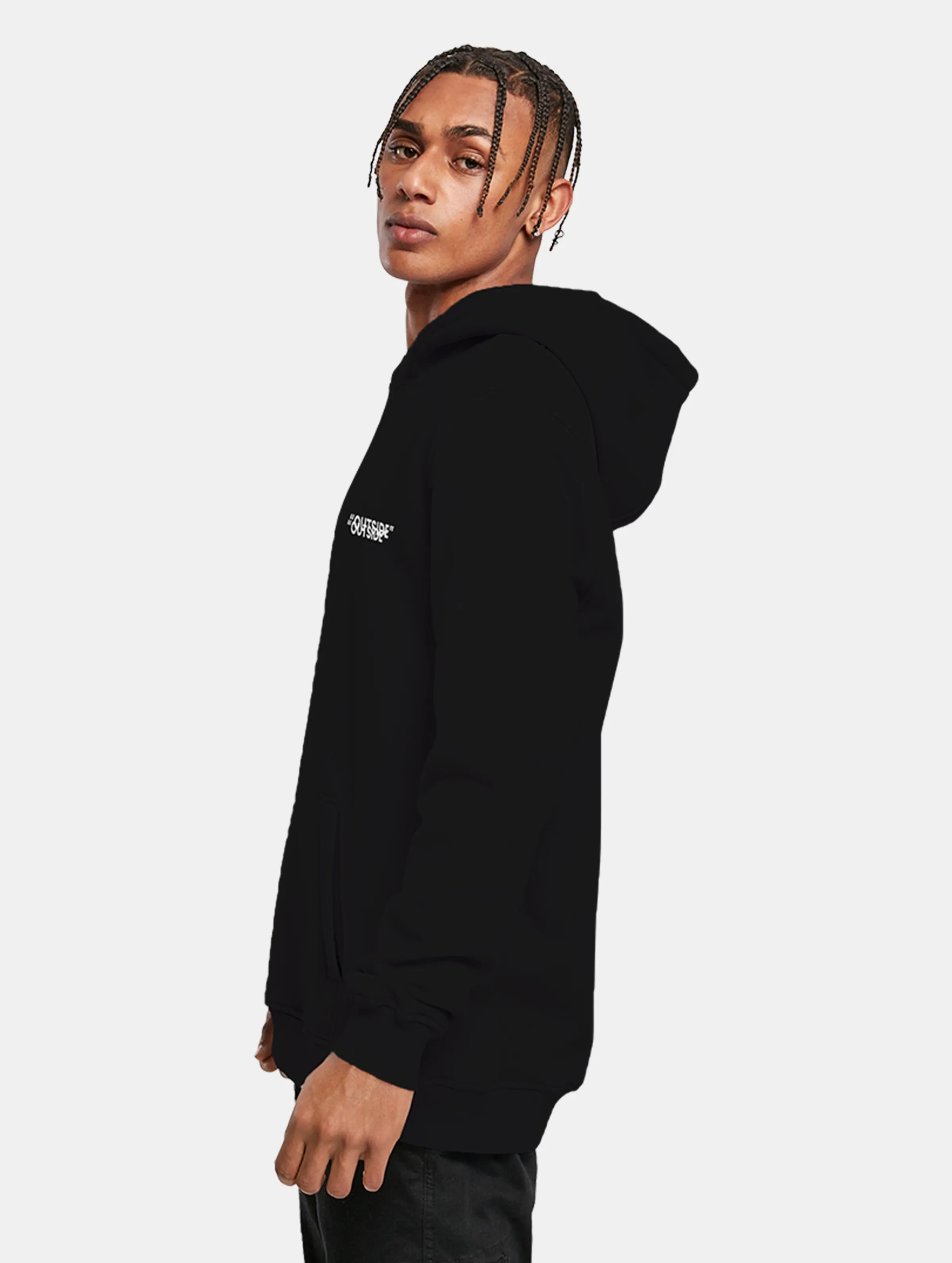 Mister Tee Out$ide