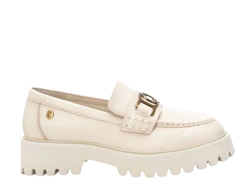 MOCASÍN DE PIEL CARMELA EN COLOR HIELO 160879
