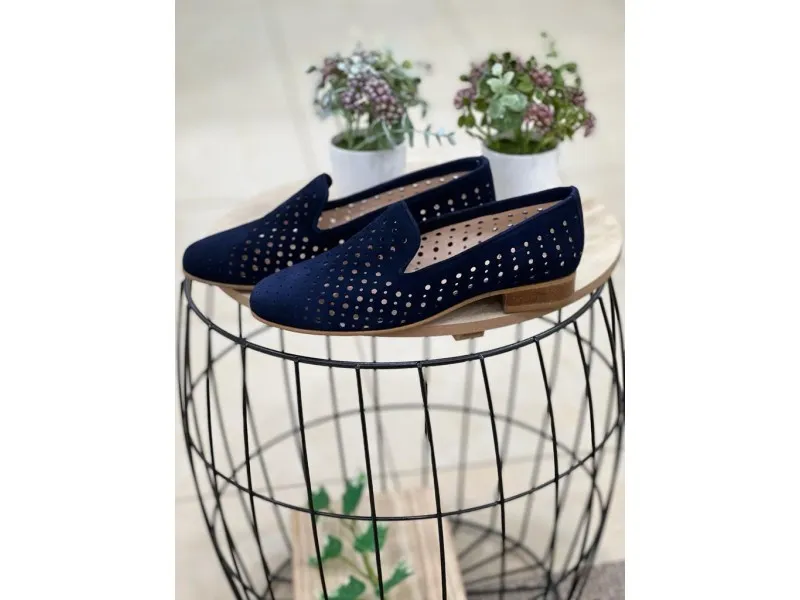 MOCASÍN DE SERRAJE CON PICADOS 3778 CALZADOS ROLDAN EN COLOR BEIGE O MARINO