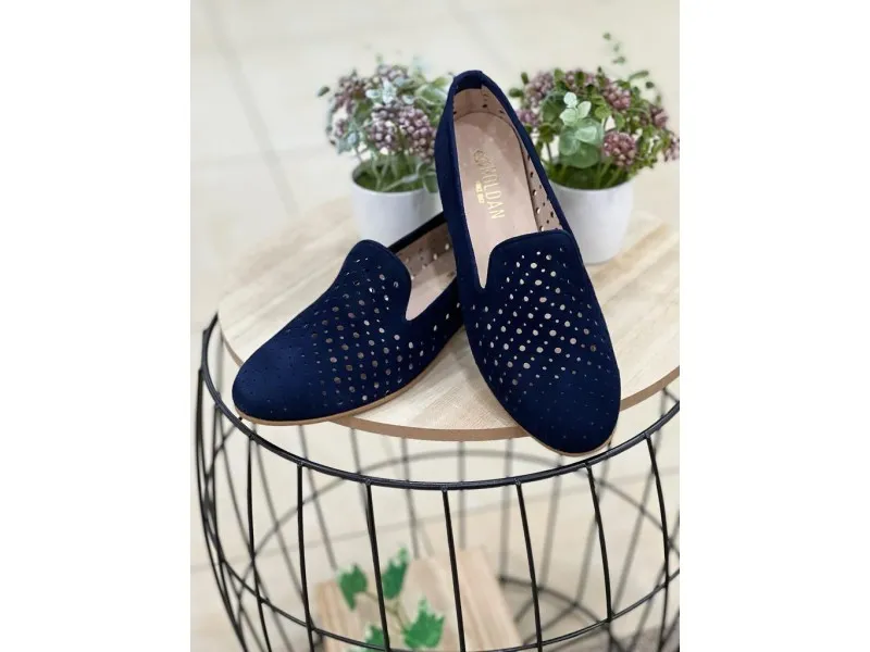 MOCASÍN DE SERRAJE CON PICADOS 3778 CALZADOS ROLDAN EN COLOR BEIGE O MARINO