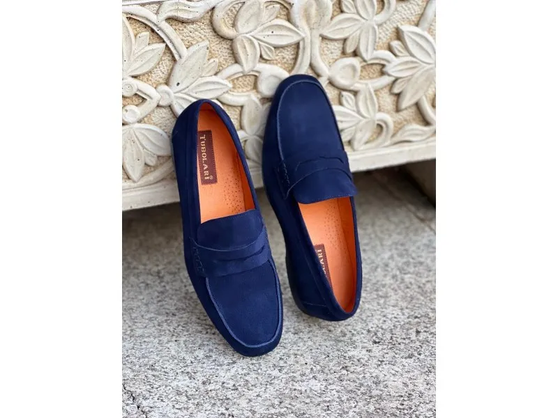 MOCASÍN EN PIEL SERRAJE 6140 TUBOLARI EN COLOR MARINO