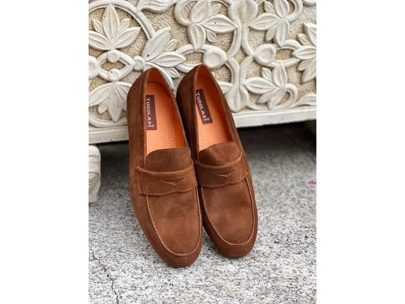 MOCASÍN EN PIEL SERRAJE 6140 TUBOLARI EN COLOR MARINO