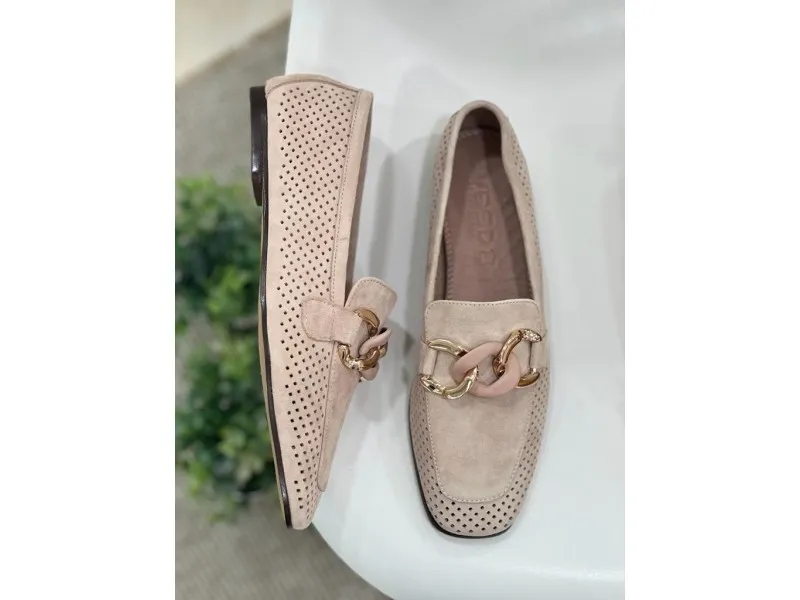MOCASÍN HARPER ANTE VEXED EN COLOR CUERO O NUDE