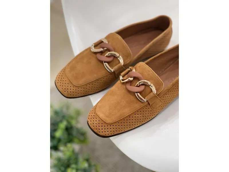 MOCASÍN HARPER ANTE VEXED EN COLOR CUERO O NUDE