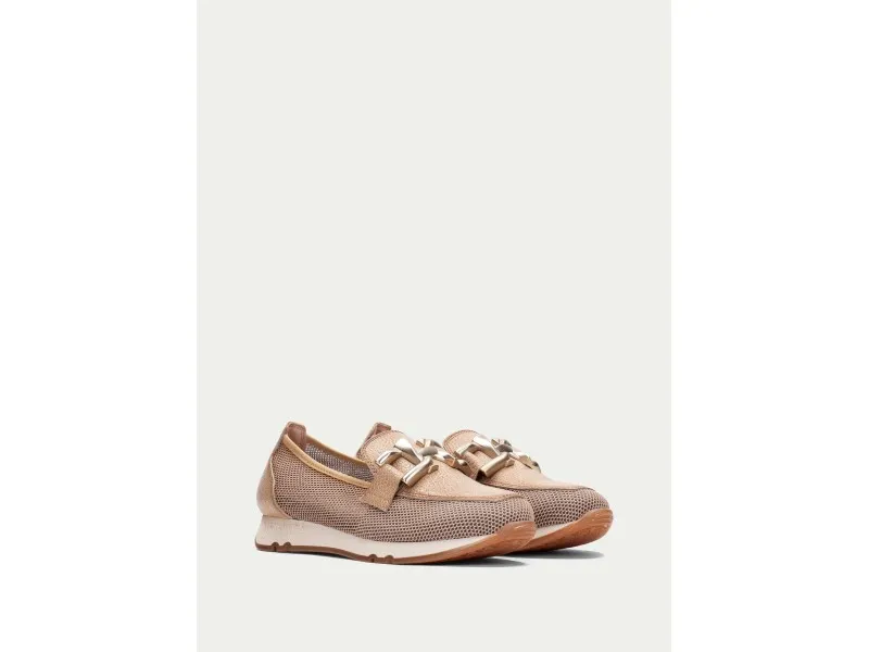 MOCASÍN PARA MUJER KAIRA HV232809 HISPANITAS EN COLOR BEIGE