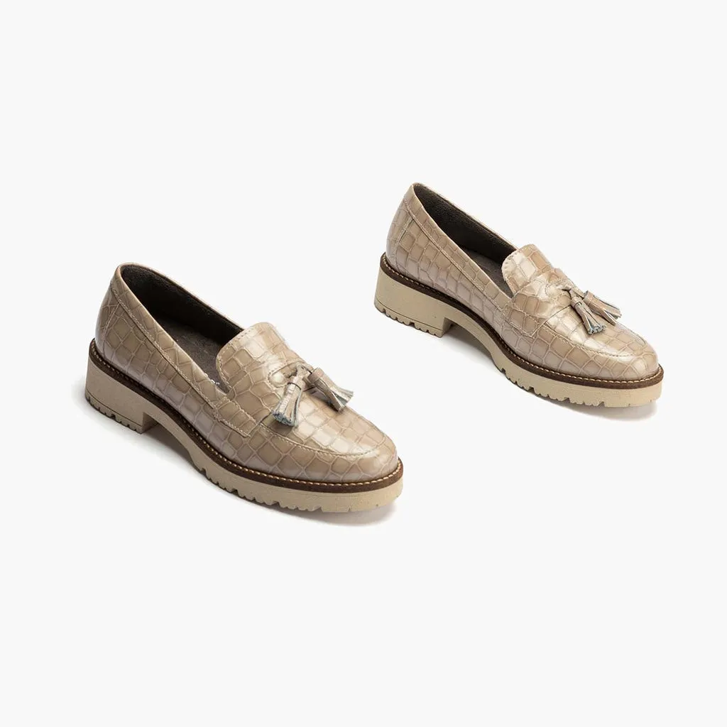Mocasín con Borlas para mujer color piedra