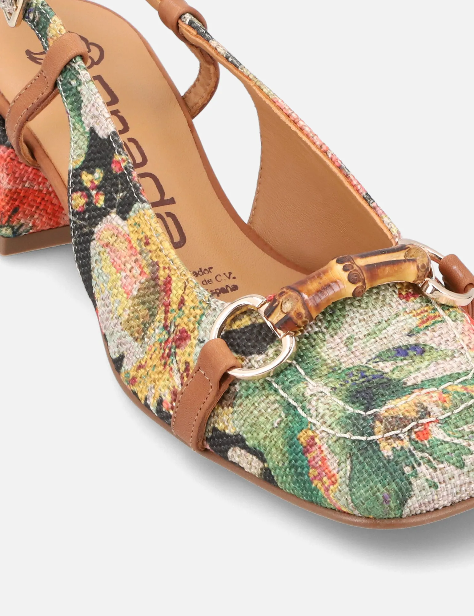 Mocasín destalonado en yute estampado floral multicolor