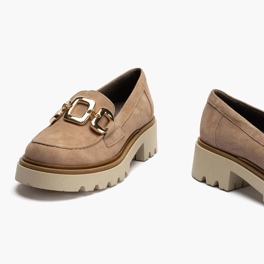 Mocasín en Ante de mujer color piedra