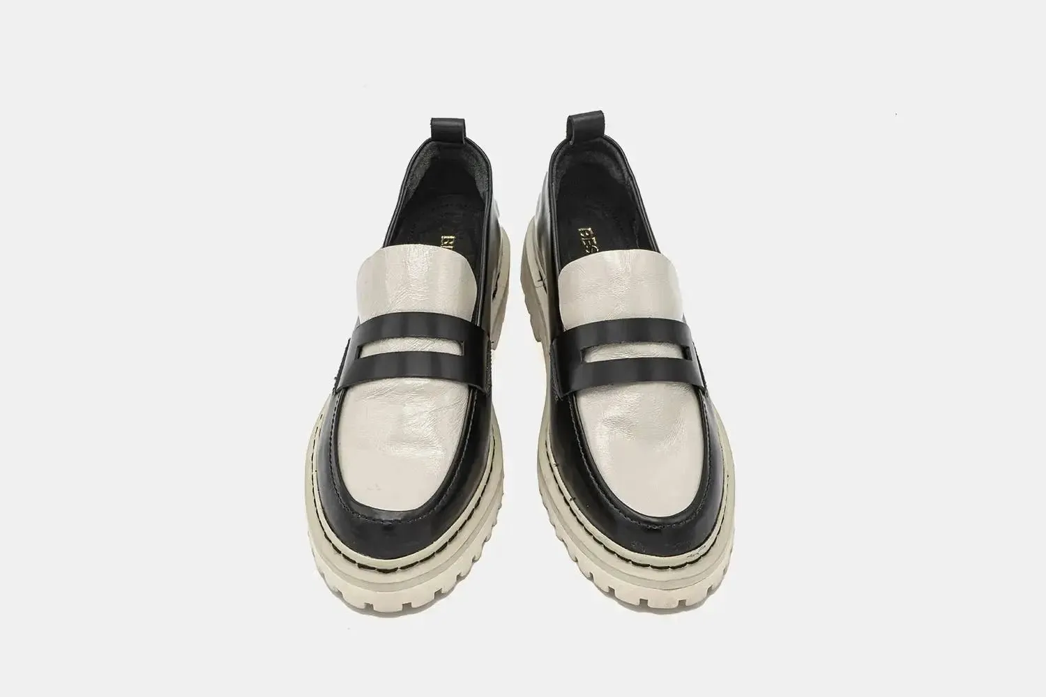 MOCASíN MUJER  MOCA WHITE/BLACK