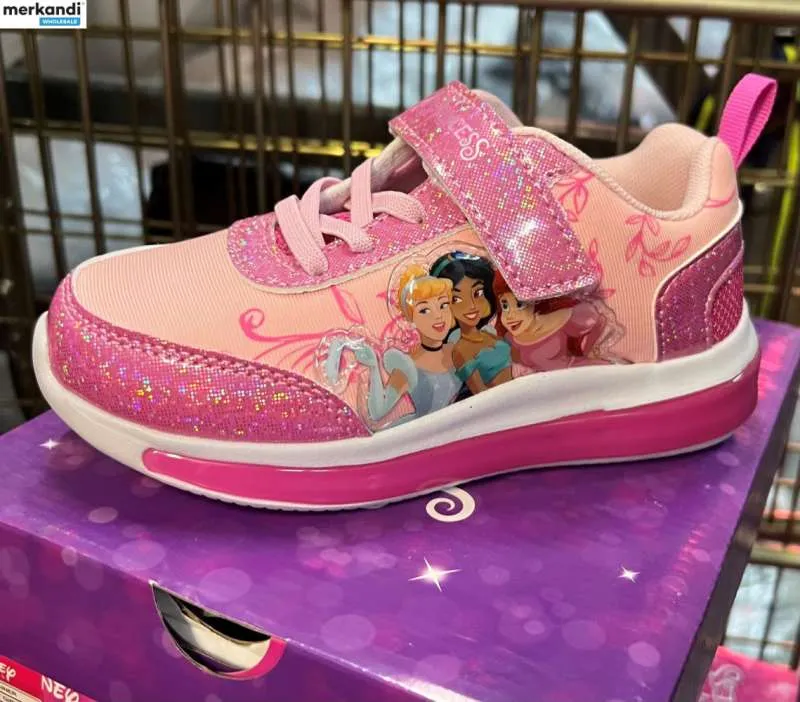Nueva jaula de lote de trabajo para niños Disney / Marvel para niños.