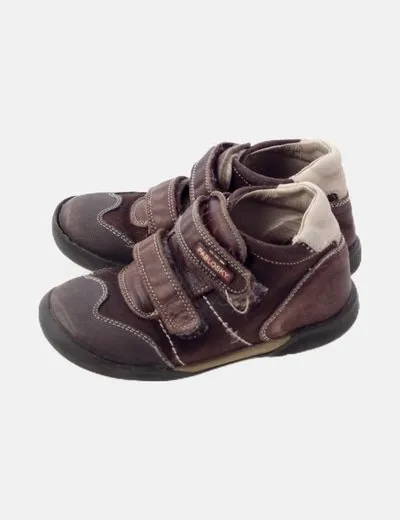 Pablosky Deportiva marrón velcro