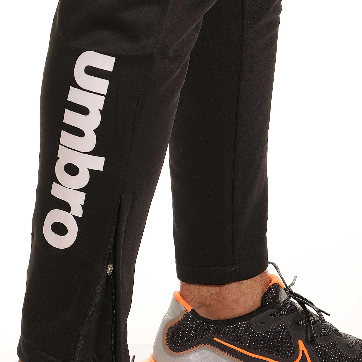 Pantalón Umbro Force