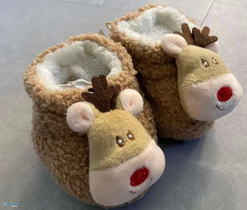 Patucos de bebé con motivo navideño