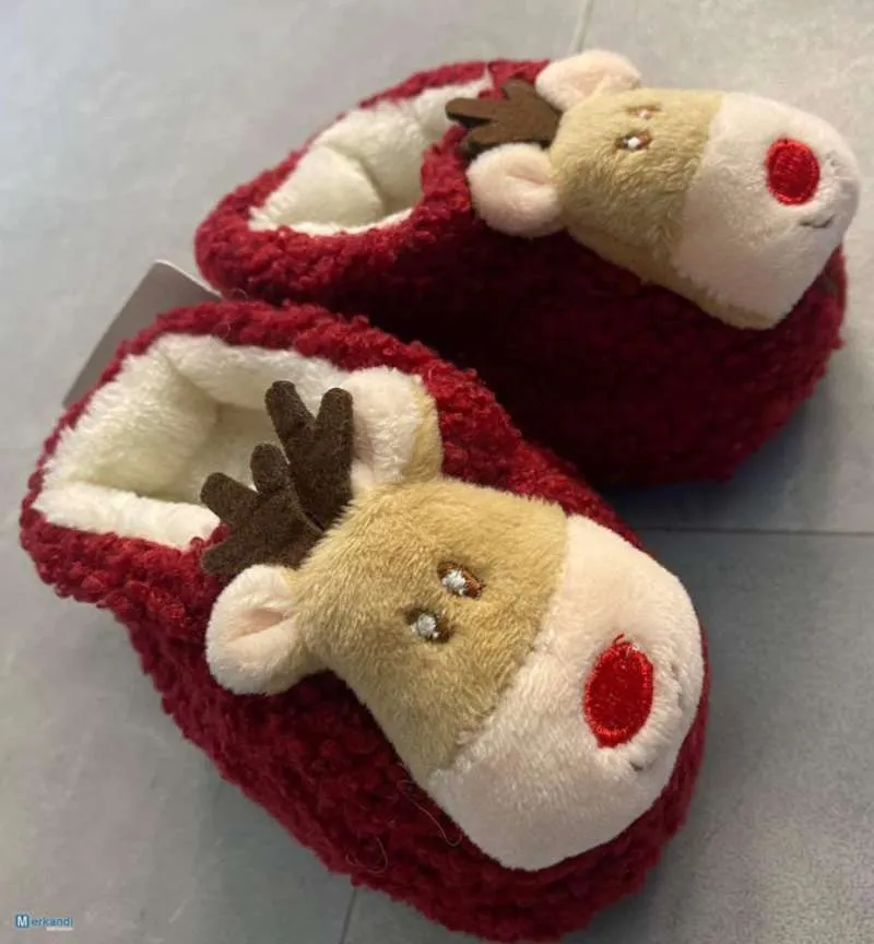 Patucos de bebé con motivo navideño