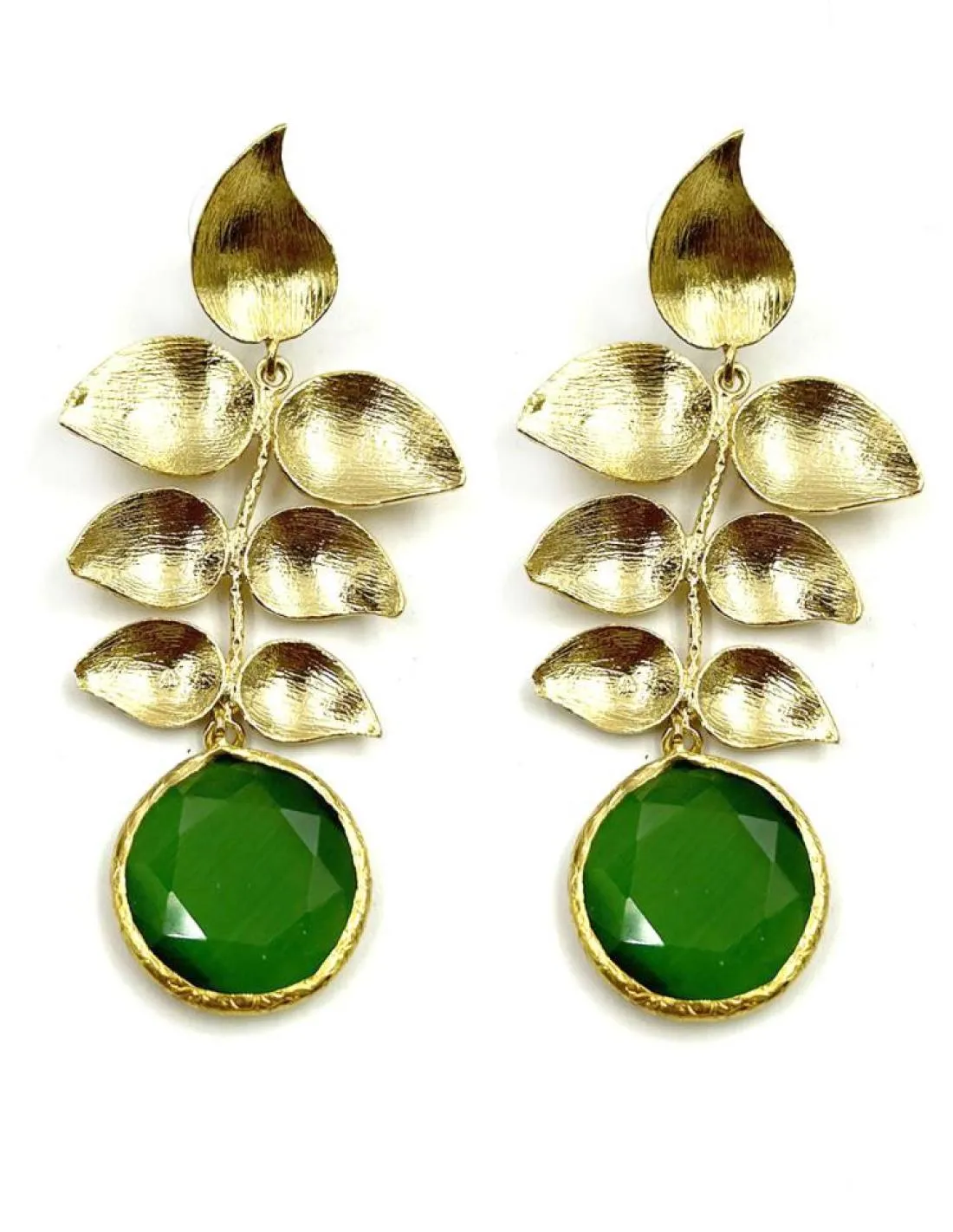 PENDIENTES BODA LARGOS DORADOS Y VERDES CON HOJAS DE INVITADA PERFECTA