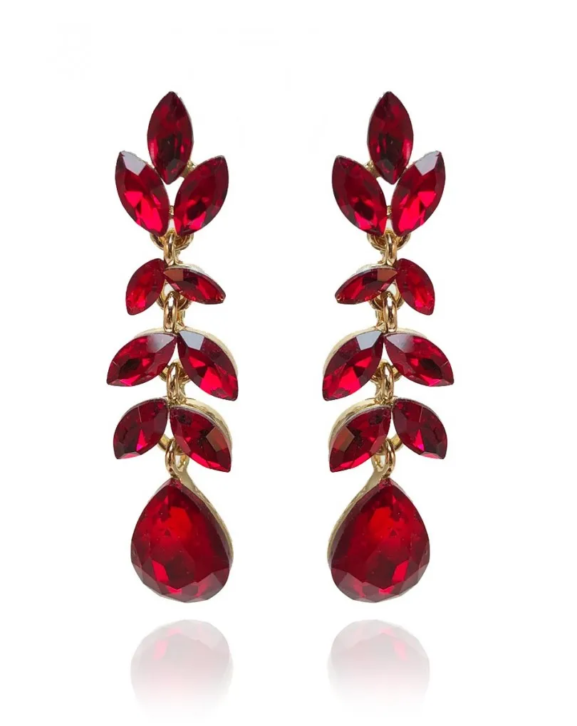 PENDIENTES PARA MUJER ROJOS FORMANDO UNA PEQUEÑA CASCADA