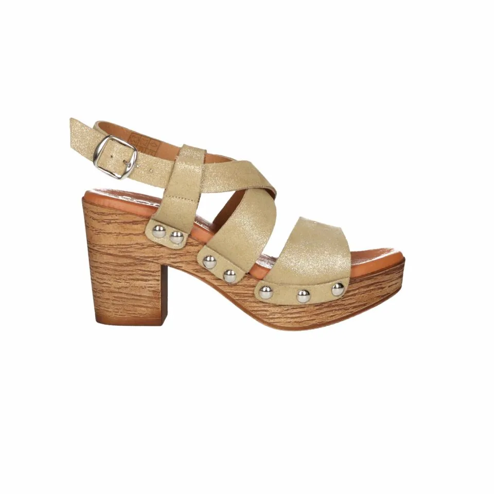Sandalia Nobuck Oro Empeine Tiras Cruzadas