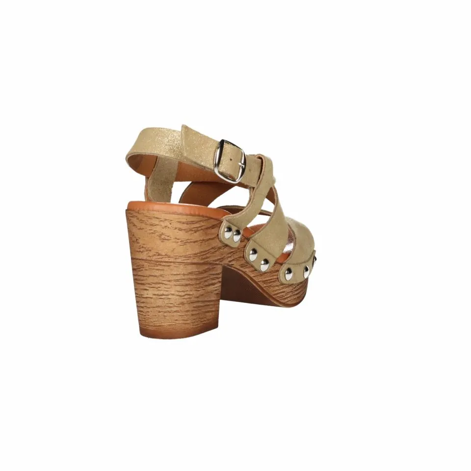 Sandalia Nobuck Oro Empeine Tiras Cruzadas