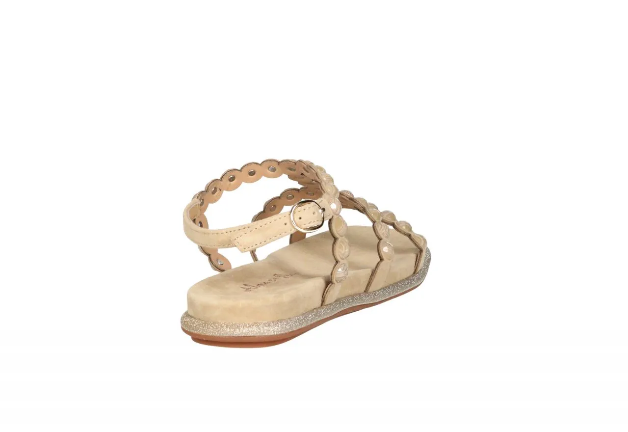 Sandalia t Nobuck Taupe Tiras Tachas Redondas Filo Brillantina Oro