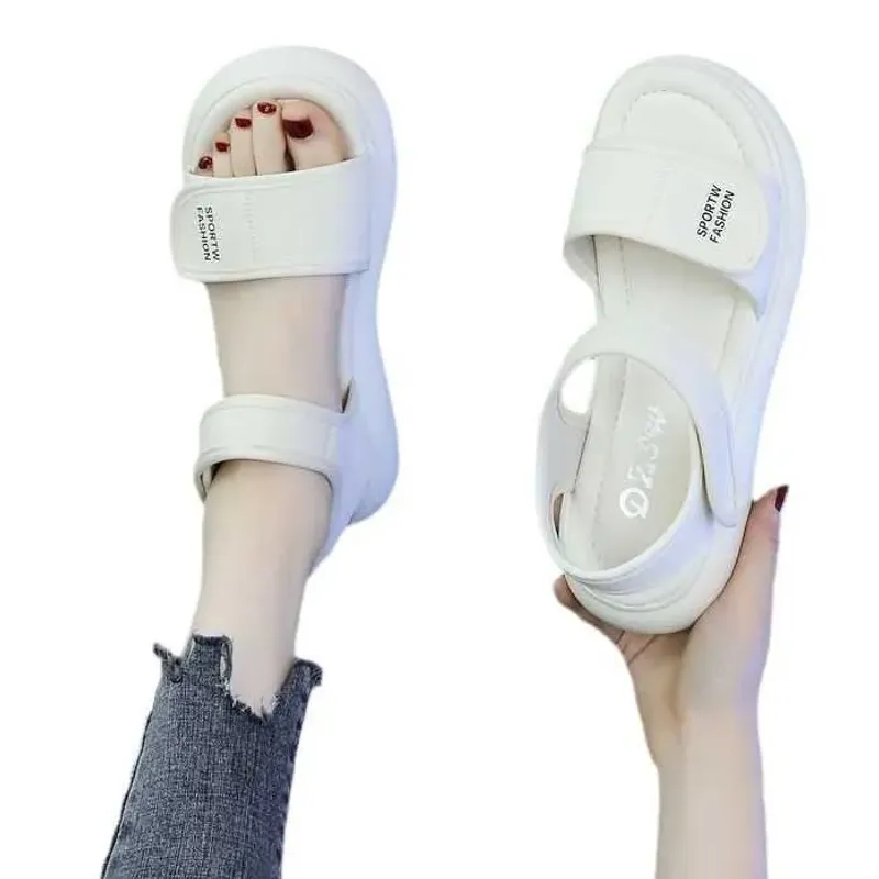 Sandalias deportivas Summer de mujeres 2024 Nuevo paso en la caca Sentirse de velcro Mujeres embarazadas SUGLAS SOLO SOLO CAPATO