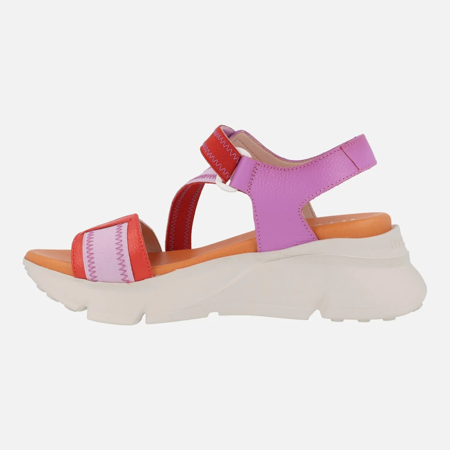 Sandalias Hispanitas con piso volumen y cierre de velcro