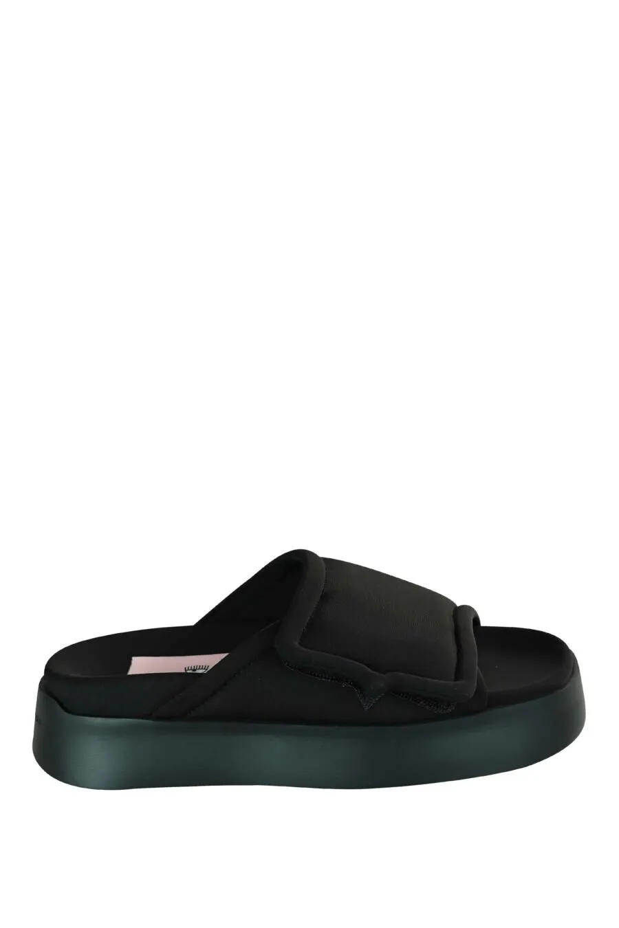 Sandalias negras con velcro y plataforma negra