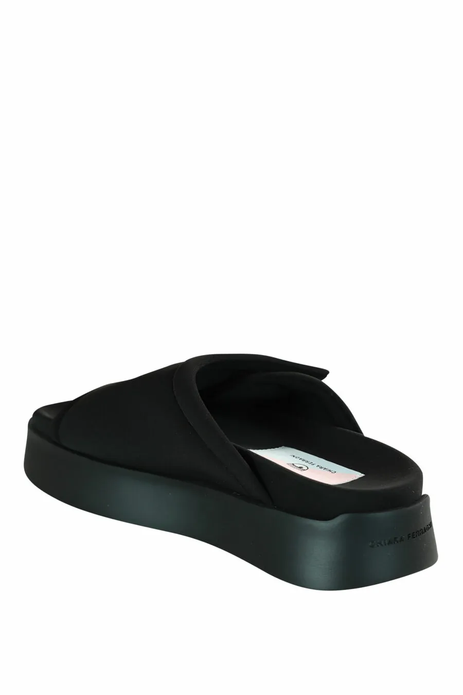 Sandalias negras con velcro y plataforma negra