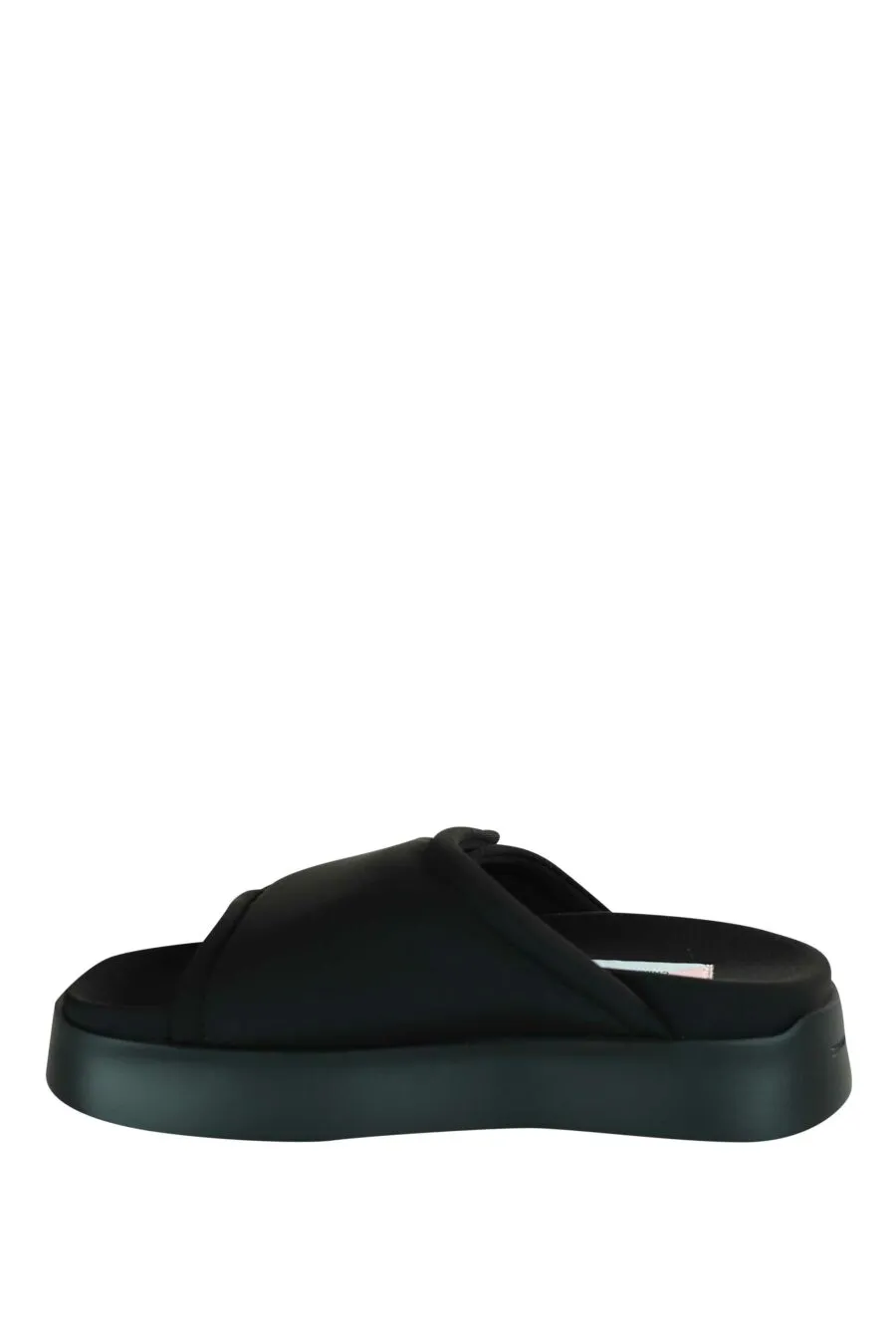 Sandalias negras con velcro y plataforma negra