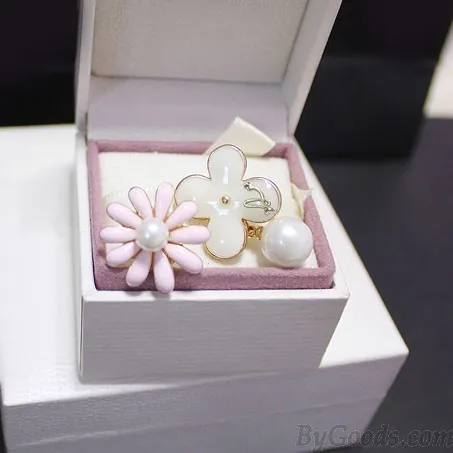 Sweet Cute Daisy Flower Pearl Pendant Asymmetric Fashion Earrings