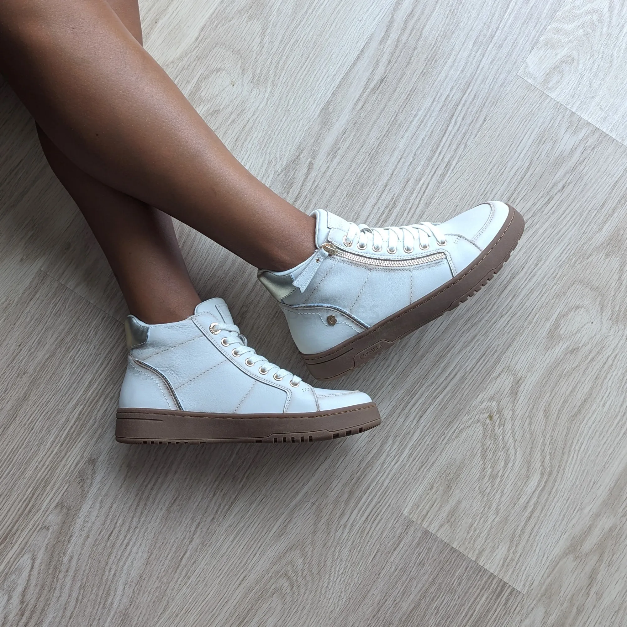 Tenis CARMELA Gelo 161076 Hielo