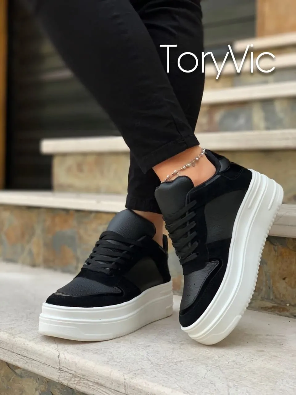 Tenis de mujer – Lessy Negro (ultimas tallas)