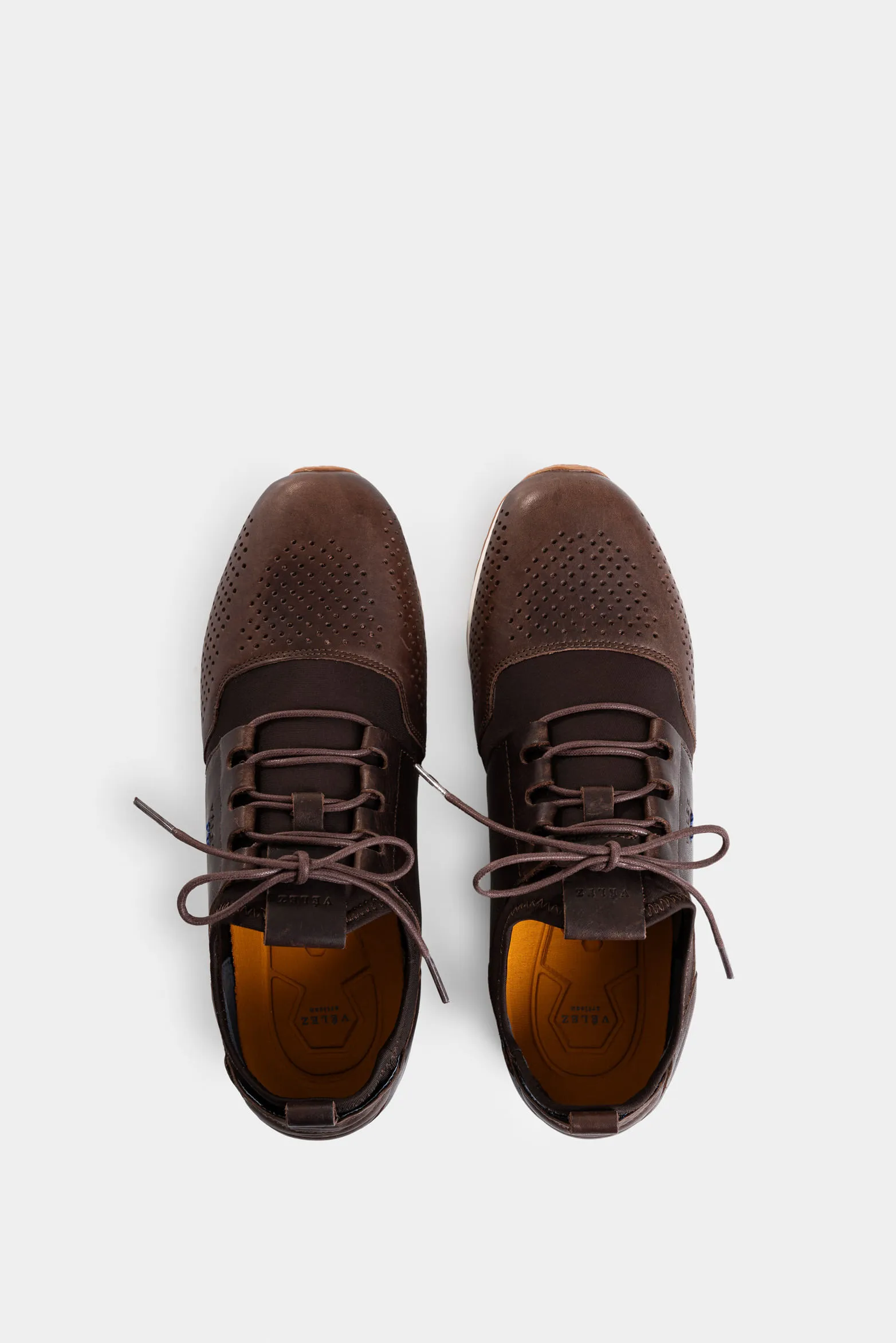 Tenis deportivos de cuero neopreno