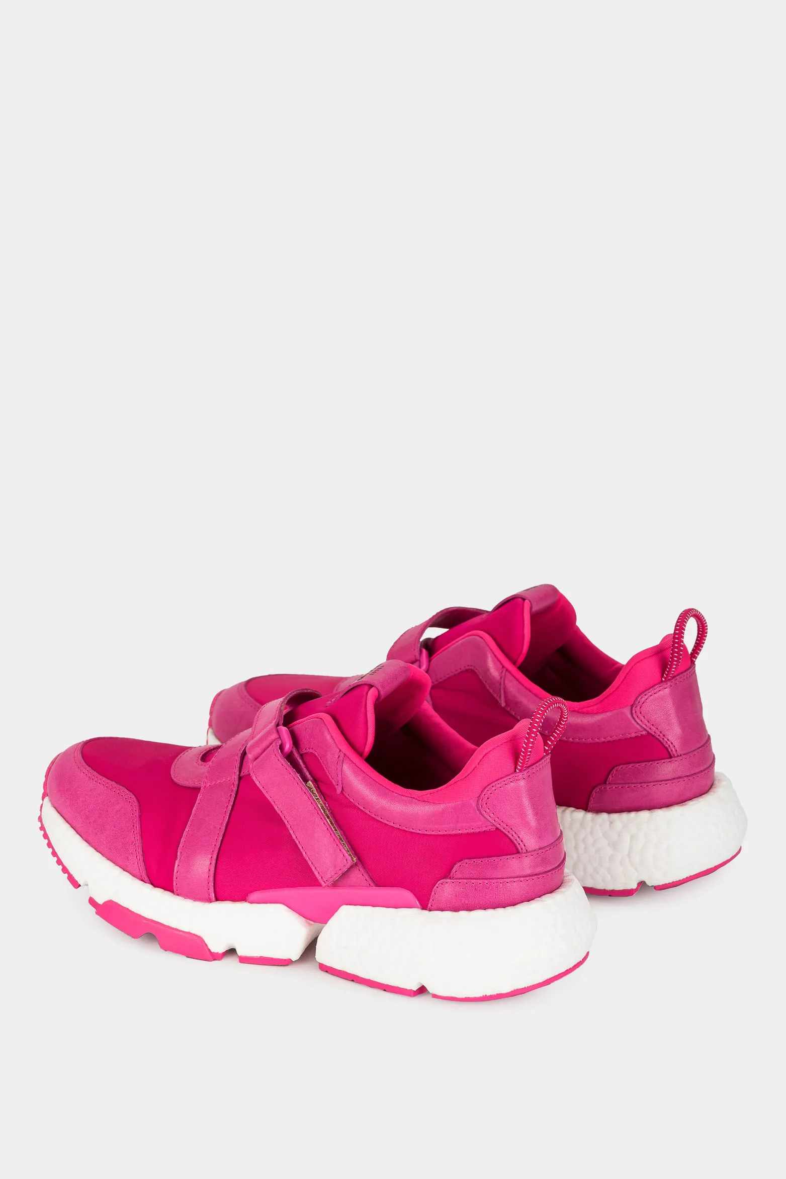 Tenis manzano de cuero y textil para mujer ajuste en velcro