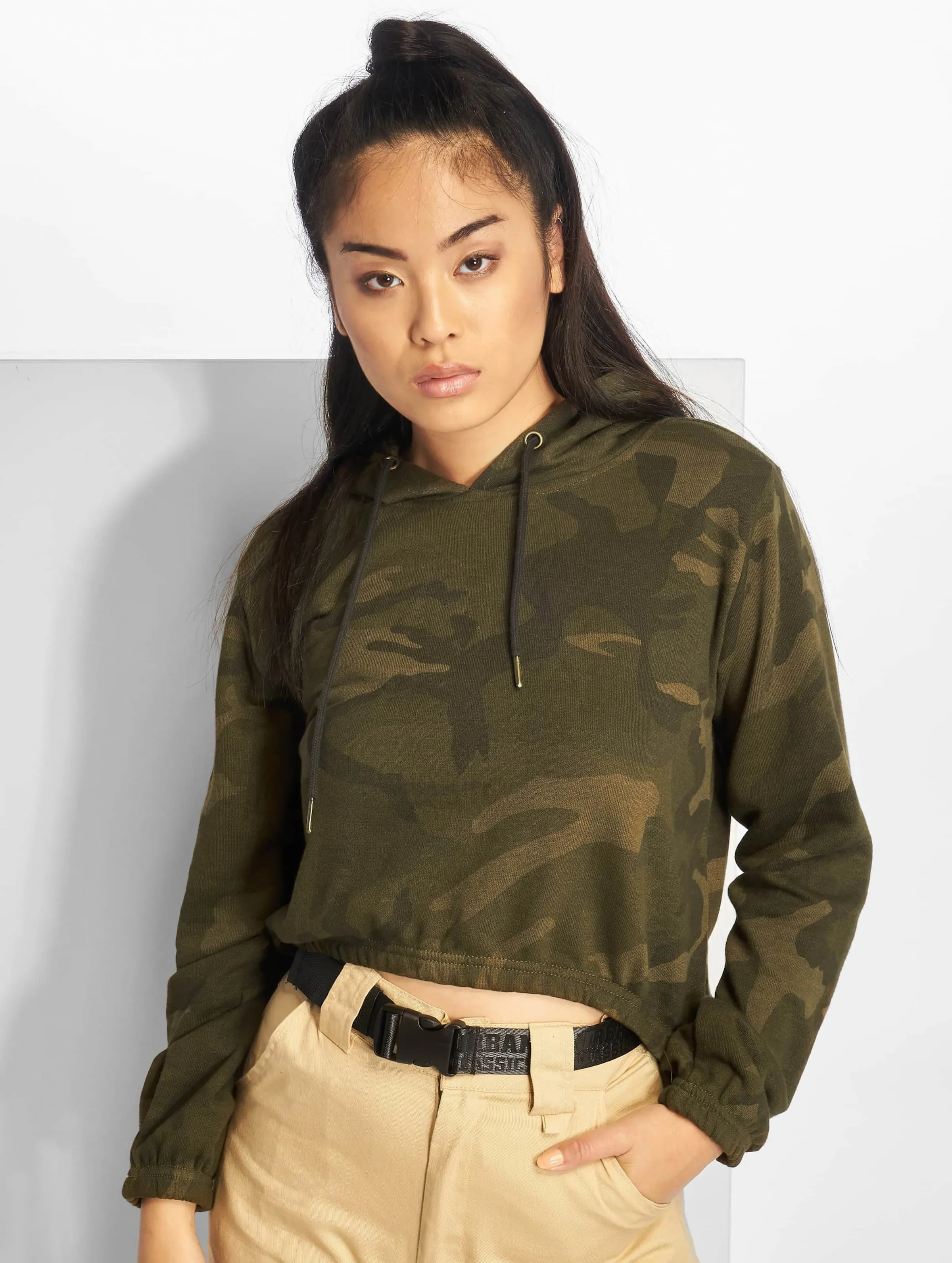 Urban Classics Camo Cropped