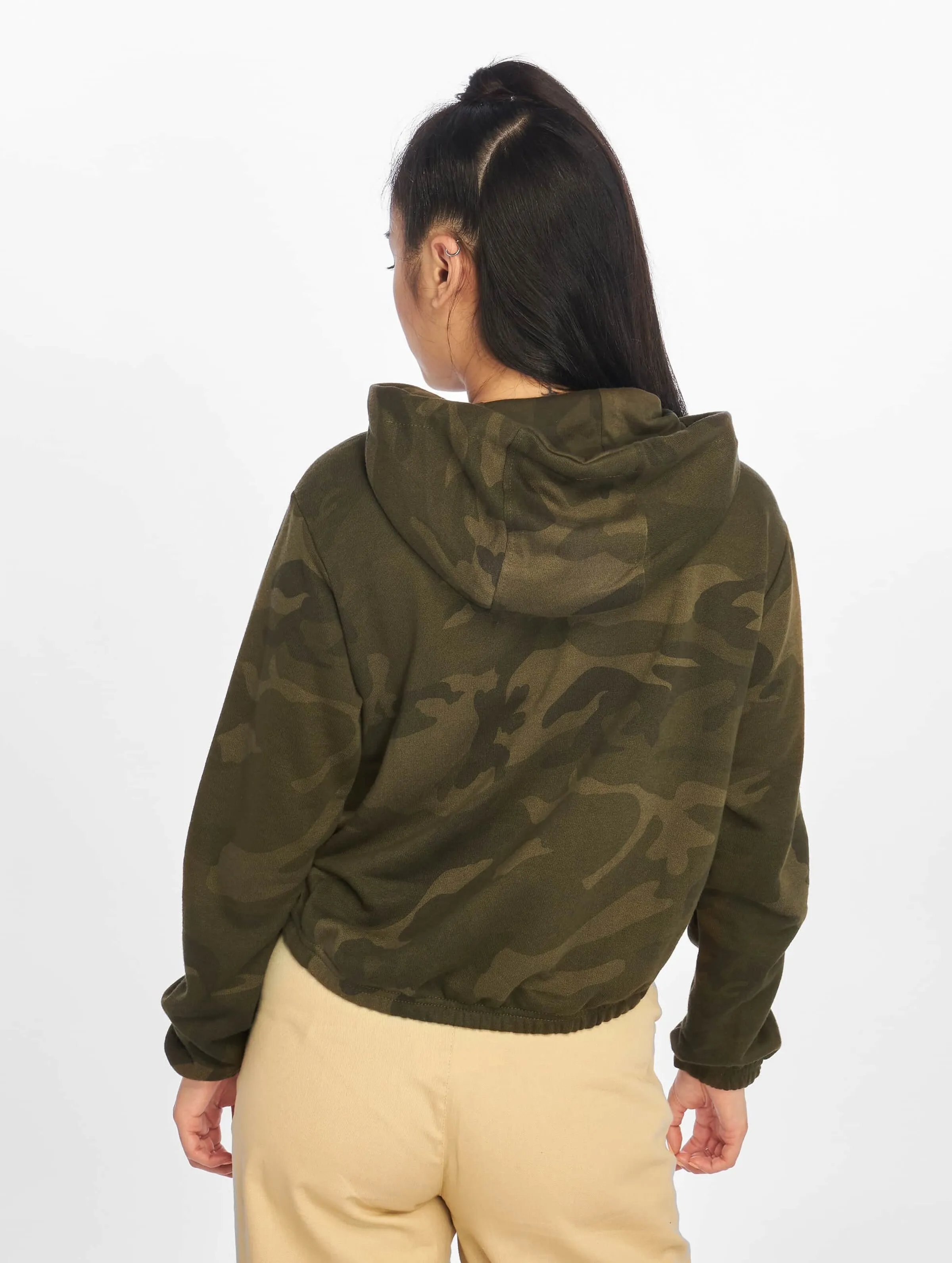 Urban Classics Camo Cropped