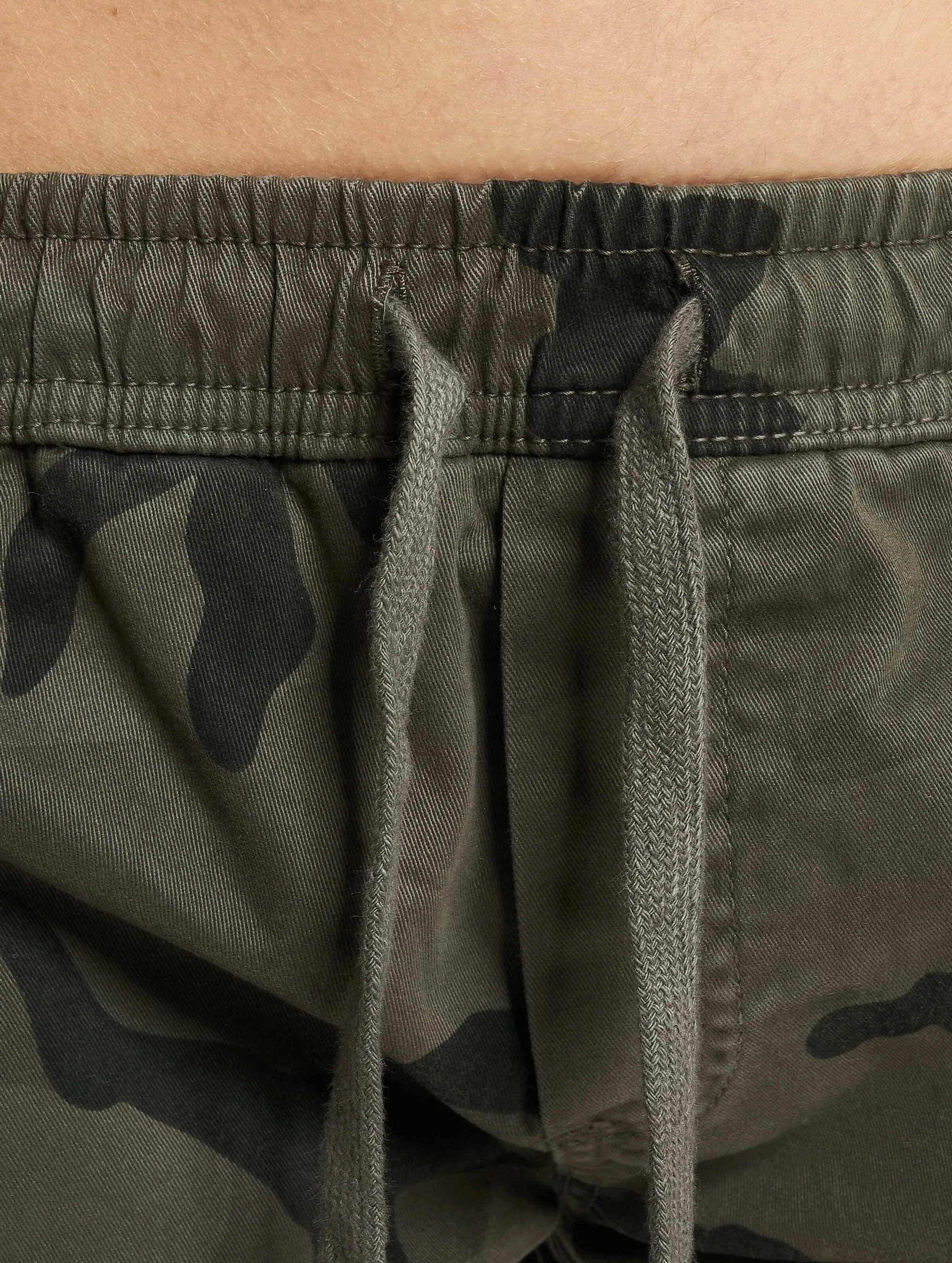 Urban Classics Camo