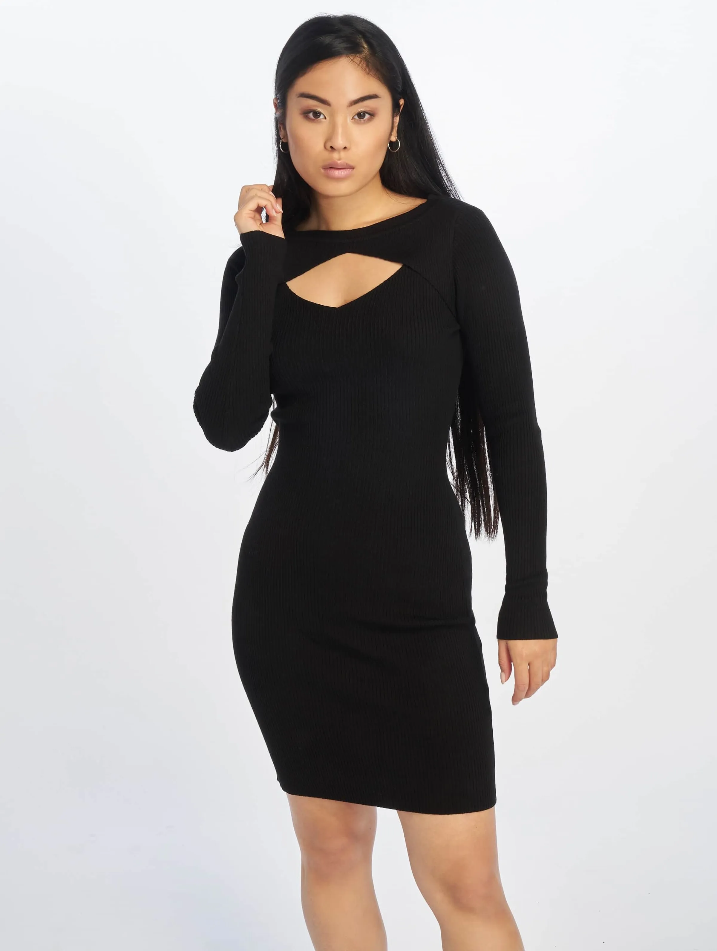 Urban Classics Cut Out