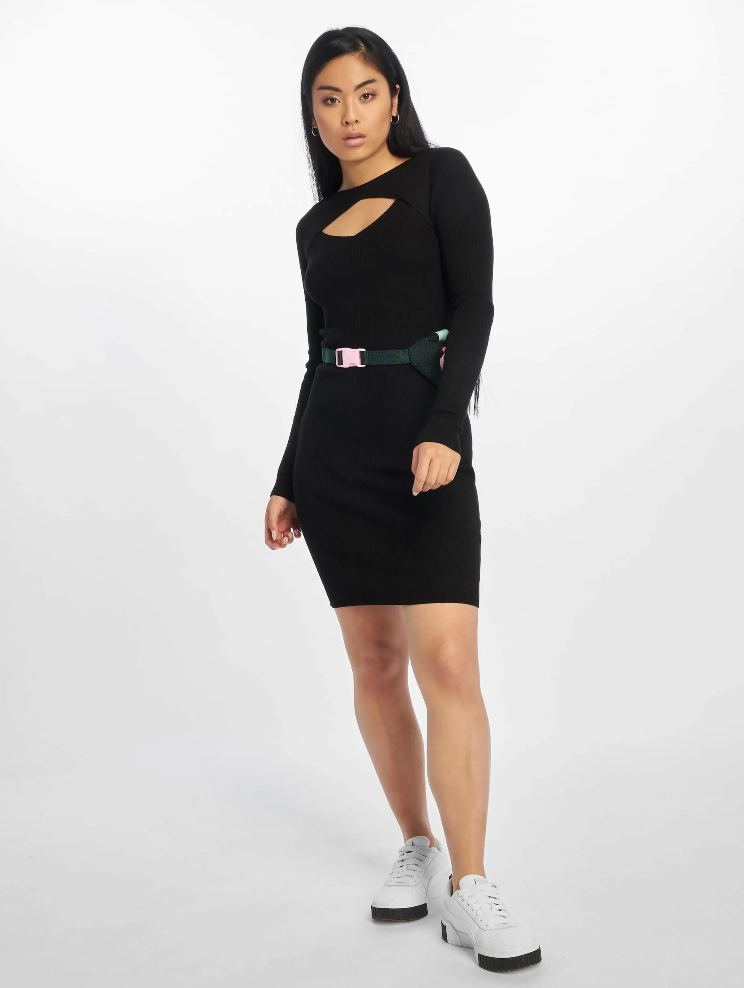 Urban Classics Cut Out