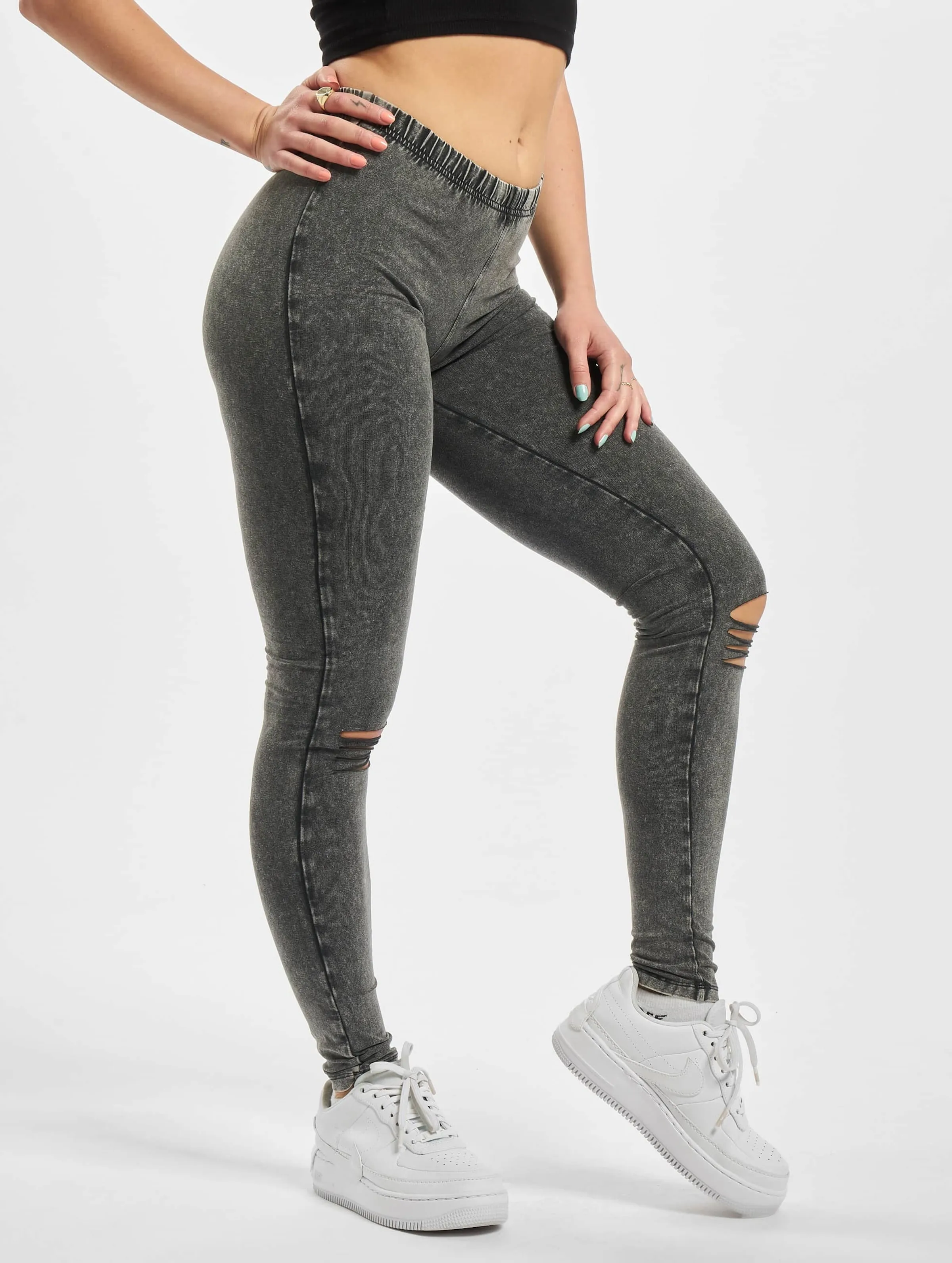 Urban Classics Cutted Knee